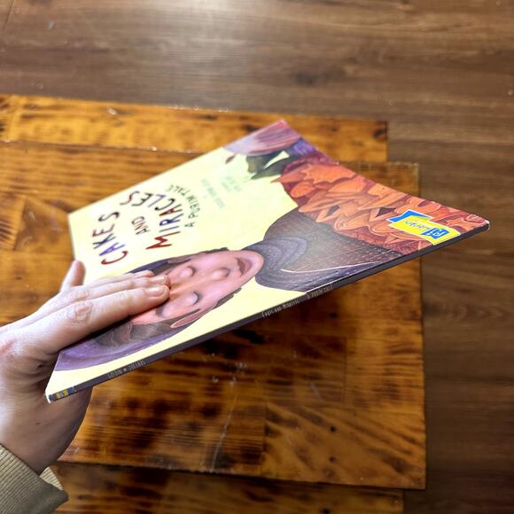 PJ Library Cakes & Miracles A Purim Tale Jewish Paperback Book - Picture 12 of 12